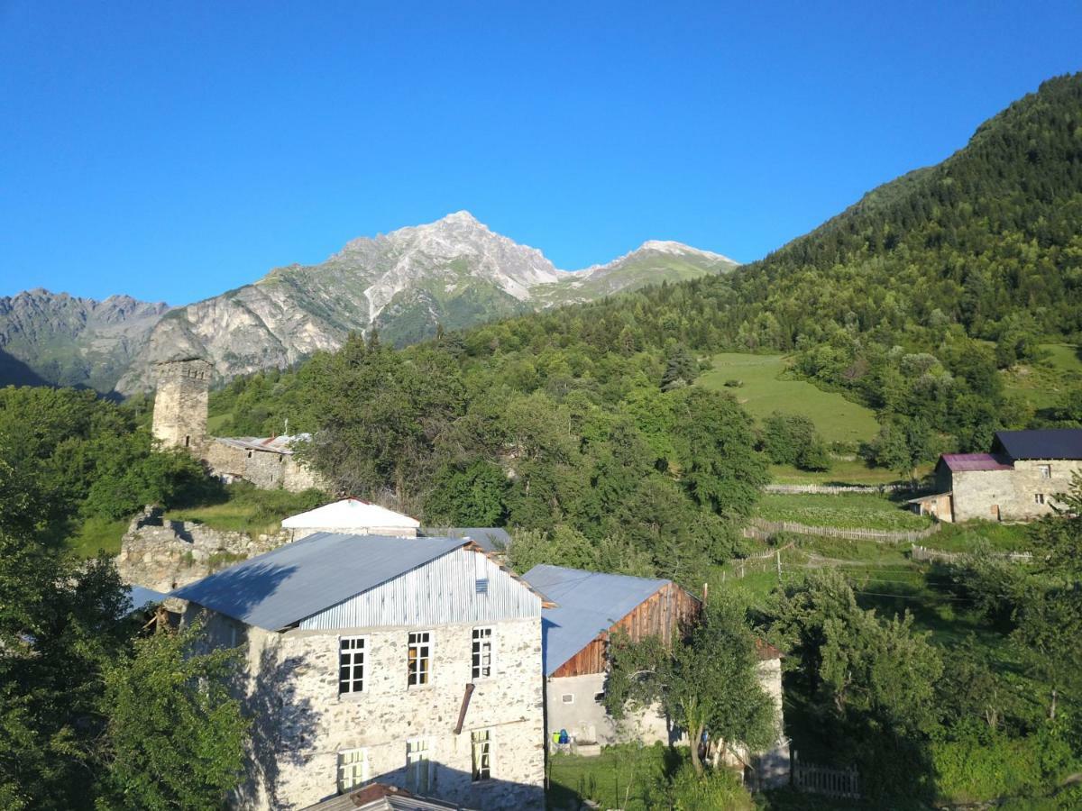 Ciuri'S Guesthouse Zhabeshi Εξωτερικό φωτογραφία