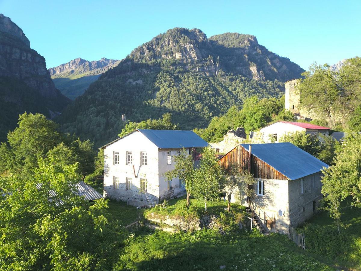 Ciuri'S Guesthouse Zhabeshi Εξωτερικό φωτογραφία